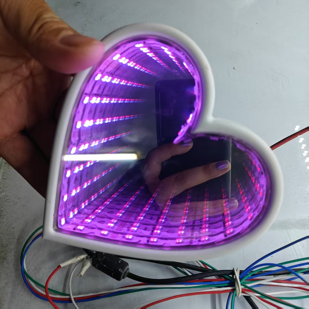 3D Multi-Color Infinity Mirror - đánh giá và giá Decorative Mirror