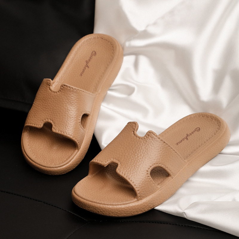 Women EVA Slippers Non Slip Ba - đánh giá và giá Throw Pillow